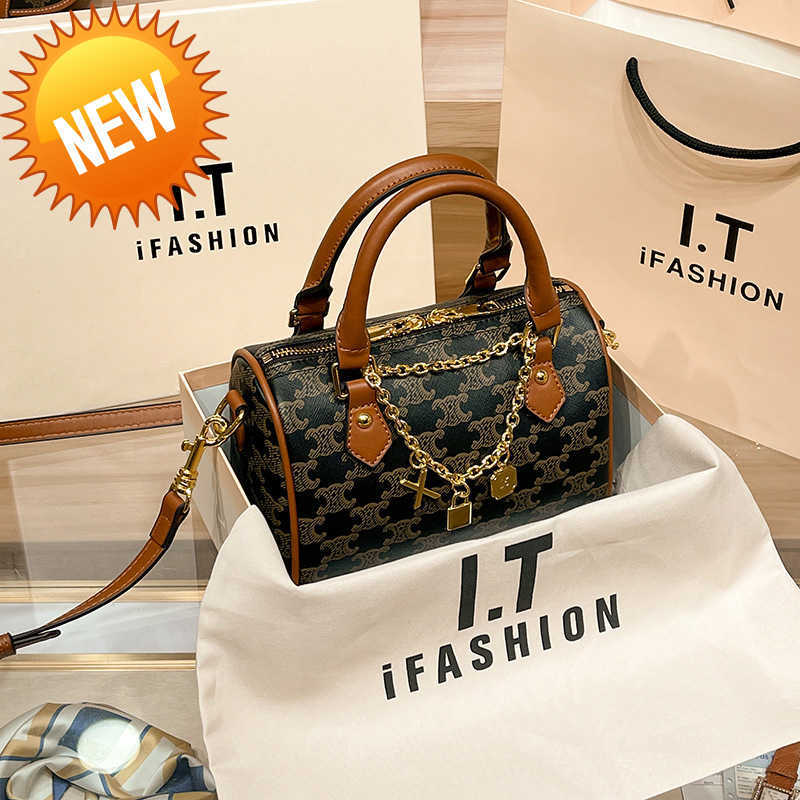 

Luxury Designer bags Triumphal Arch Boston Bag Pillow 2023 Fashion Handbag Old Flower Crossbody Shoulder Factory direct sales, Reading