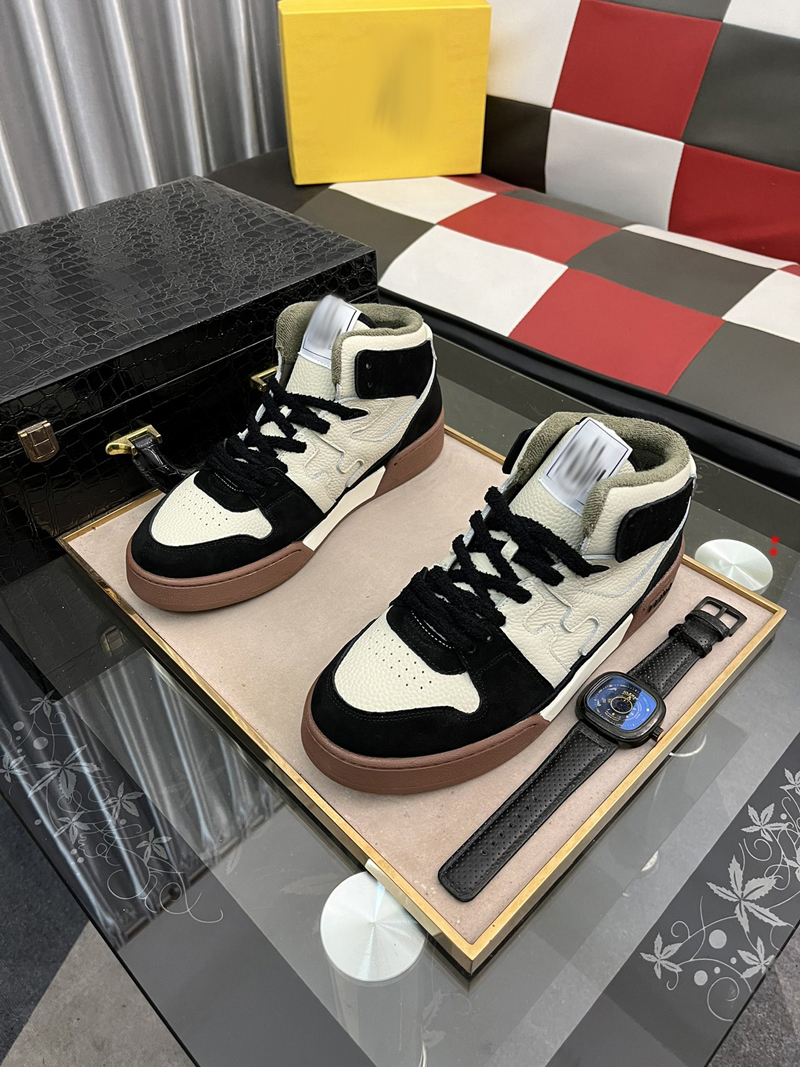 

2023 Man Boots Black Ankle Biker chunky platform flats combat Boots low heel lace-up booties leather chains logo buckle men luxury designers shoes factory -L271, Picture color