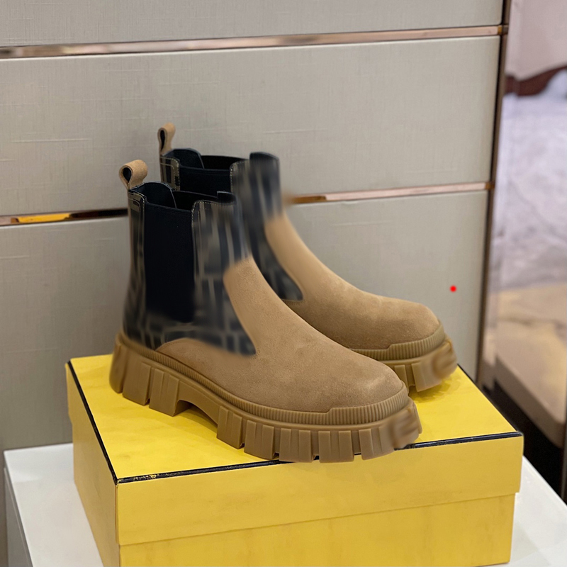 

2023 Man Designer Boots Land Boots Martin Timber Cowboy Snow Crafted Black Leather Luxury High Heel Ankle For Australia men Booties Size 39-45 -N260, Picture color