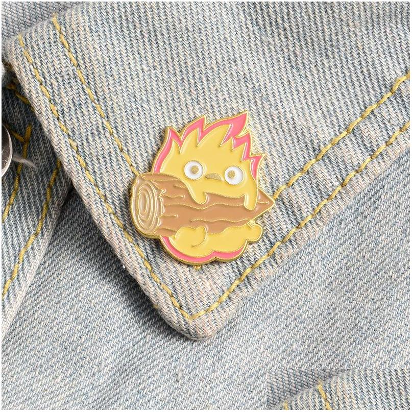 

Pins Brooches Small Flame Hugs Wood Enamel Brooches Cartoon Creative Custom Japanese Pin Fire Elf Badge Personality Bag Lapel Pins Dh3Nb