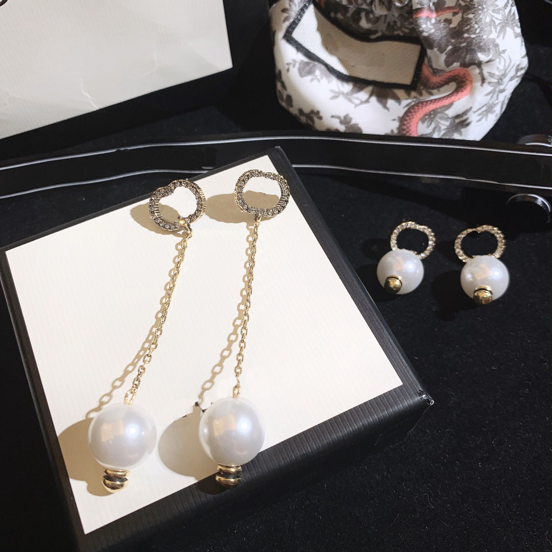 

Designers Womens Earrings Ear Stud Elegance Brand Designer Crystal Women Temperament Simple Ladies Wedding Party Jewelry Accessories A156