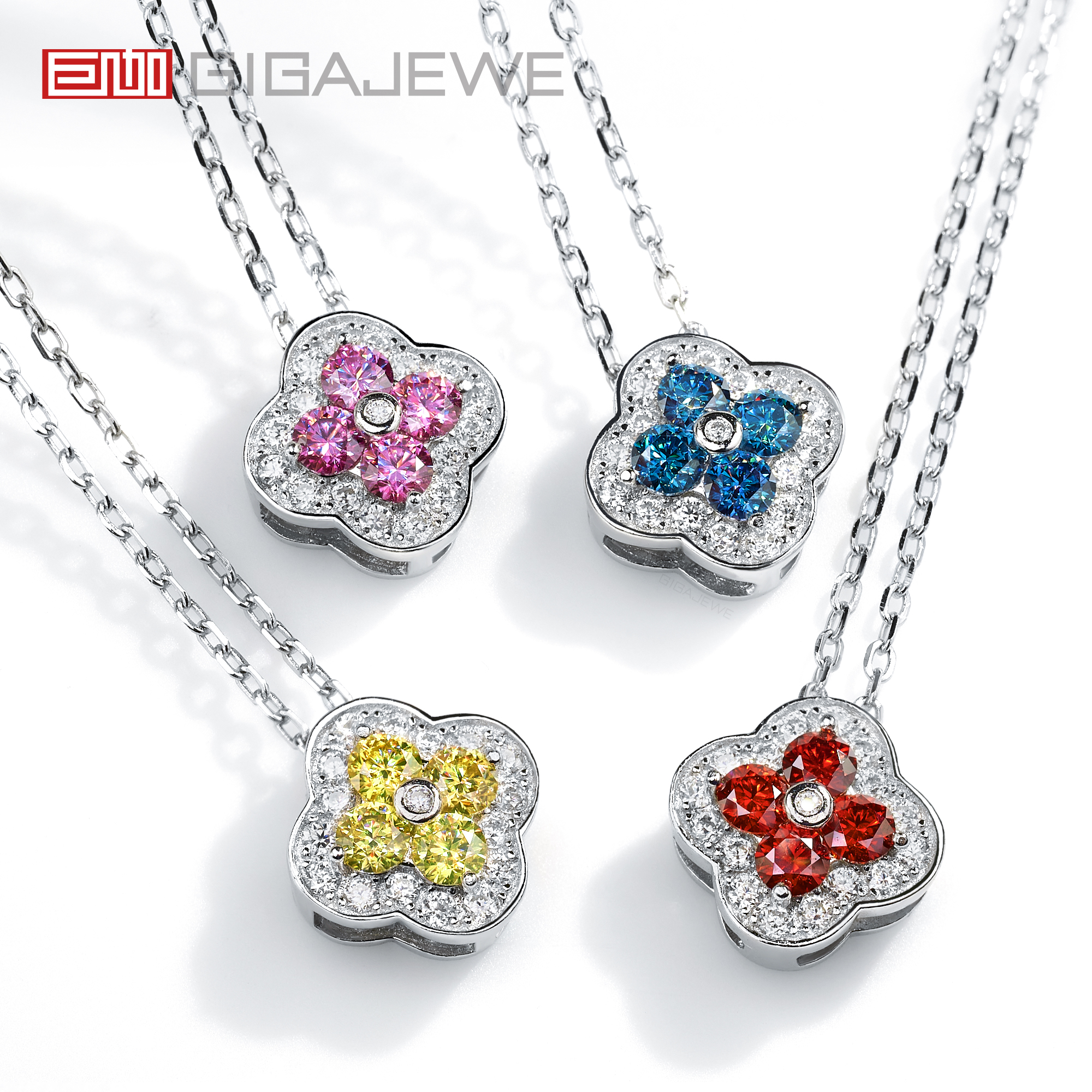

GIGAJEWE 0.6ct VVS1 Round Cut Moissanite Pendant Necklace Four Leaf Clover 925 Silver Women Girl Gift GMSN-032