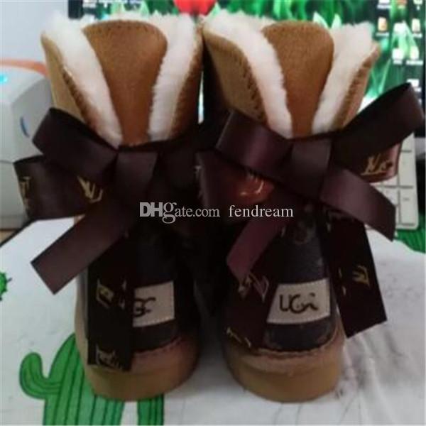 

High quality Aus L bow U short women snow boots Soft comfortable Sheepskin keep warm plush boots with card dustbag beautiful gifts 5062G uggitys, Tan