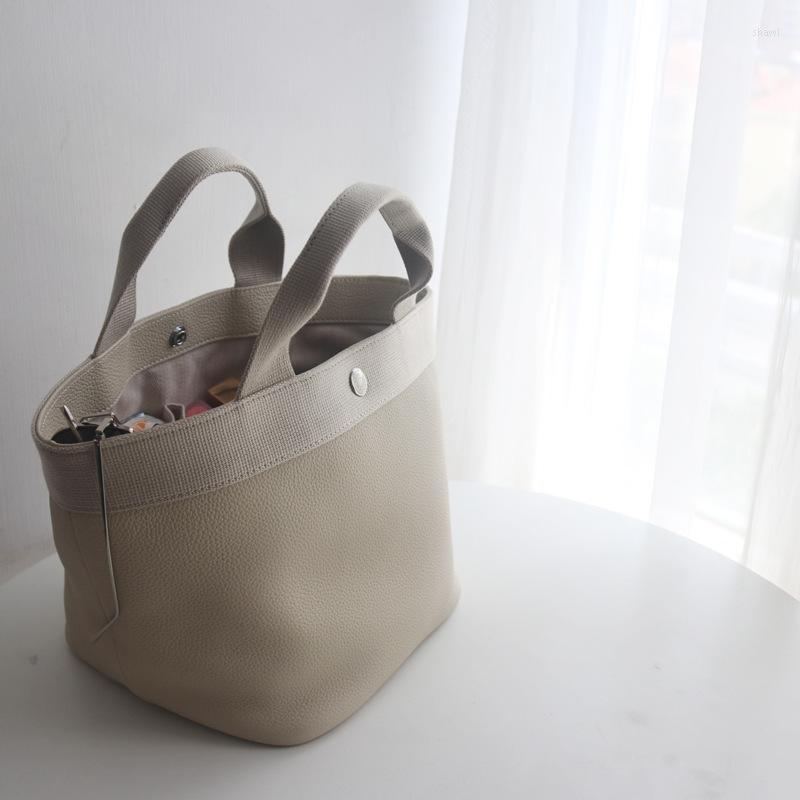 

Evening Bags High-end Quality Niche Design Ultra-light Women's Handbag Soft Top Layer Leather Portable Tote Lunch Box Bag Minimalist, Blue