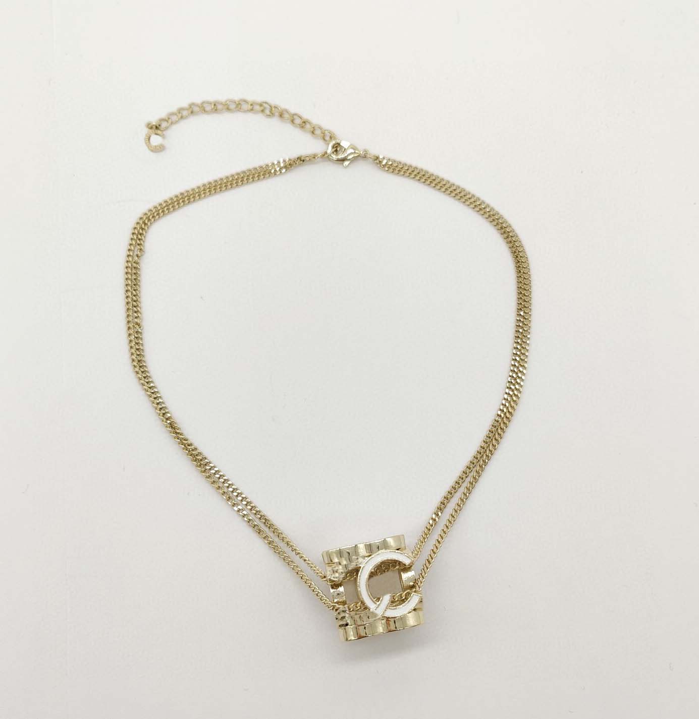 

2022 Luxury quality Charm square shape pendant necklace with white color enamel in 18k gold plated have box stamp PS4443A