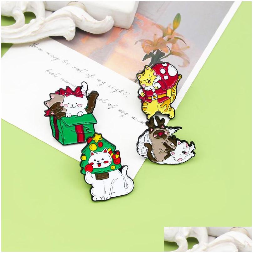 

Pins Brooches Cartoon Christmas Series Party Gifts Cat Brooches 4Pcs/Set Santa Claus Moose Funny Alloy Enamel Badge For Children Xm Dhtnx