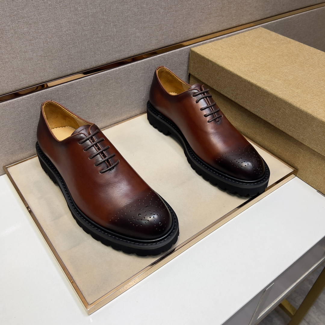 

Designer Italy clogs Casual Shoes Reflective Sneakers Mens Women Chain Sneaker Sneakers White Black Grey Fog UNC Vintage Green Oversized Luxury