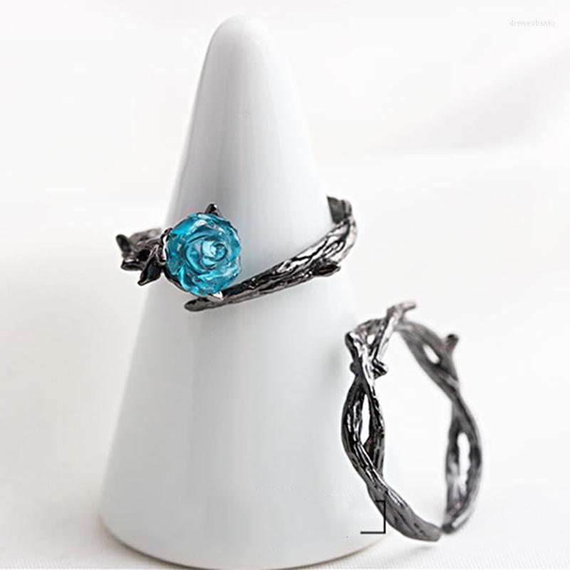 

Wedding Rings Retro Creative Couple Black Color Rose Flowers Thorns Design Finger Ring Blue Crystal Open Vintage