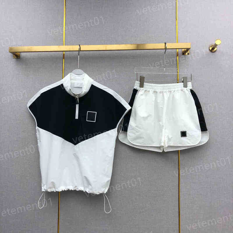 

Womens Two Piece Pants Vintage Colorblock T-Shirt And Double Cloth Shorts 2 Piece Sets Luxury Designer Tracksuits Women Clothing