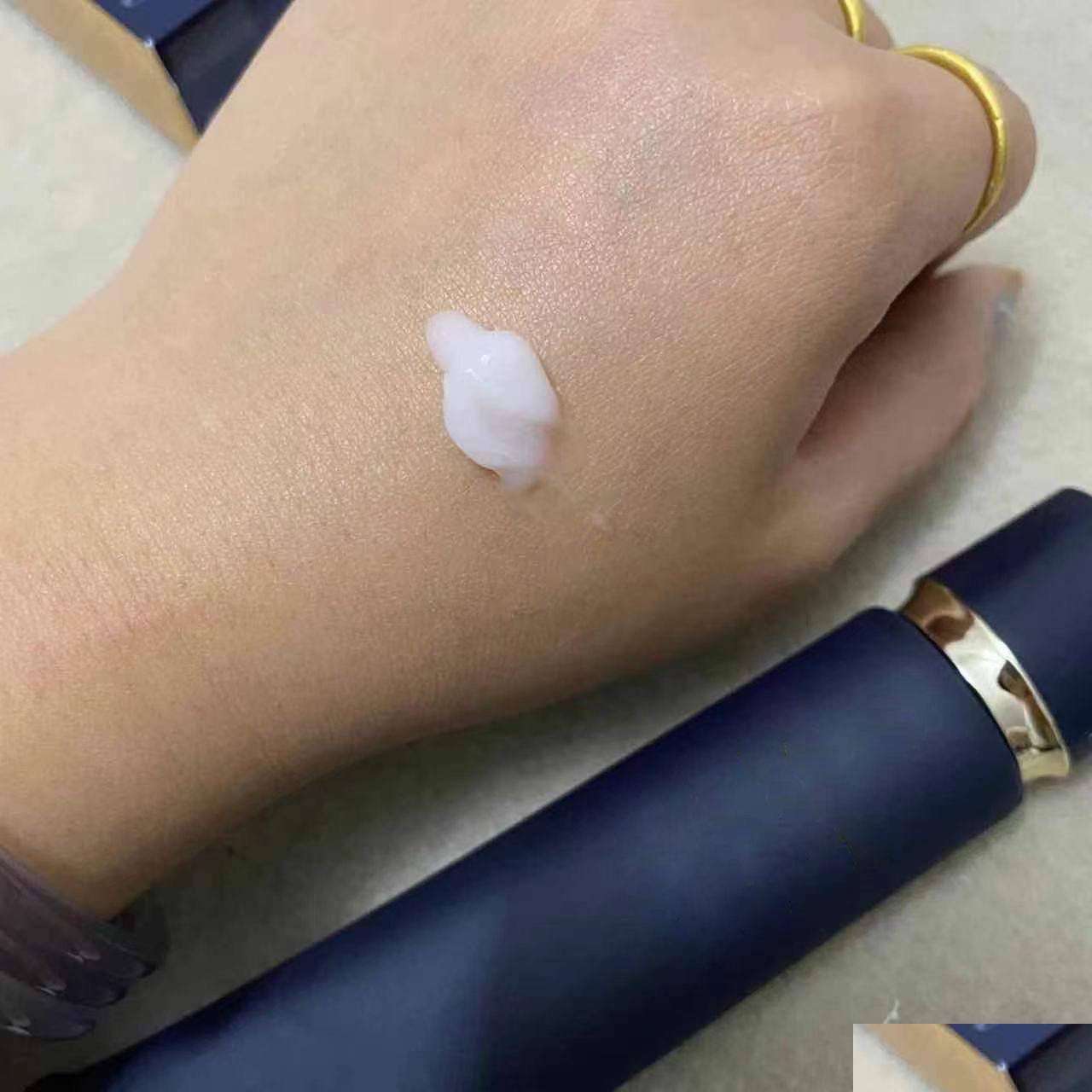 

Foundation Primer Foundation Primer For Oily Skin Pores Refining Facial 38Ml Gel Drop Delivery Health Beauty Makeup Face Dhdst, White