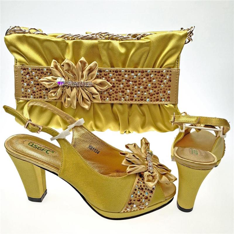 

Dress Shoes Latest Atmospheric Yellow Color Peep Toe Decorated With Rhinestones Banquet Women's And Bag Set, Photo color