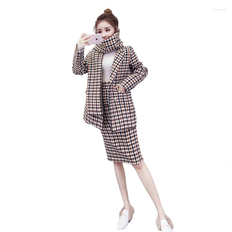 

Work Dresses Autumn And Winter Ladies Thick Fashion Plaid Suit High Waist Pack Hip Skirt Temperament Fan Three-piece, Black