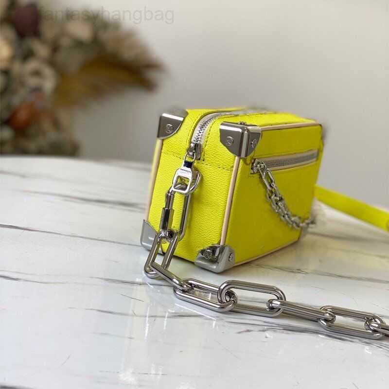 

lvs bag Louisity Fashion Shoulder Bag Embroidery Handbag for Women Soft Trunk Luxury Designer Crossbody chain Bags Tote Purses Handbags ZHGH, Box(not for sale)