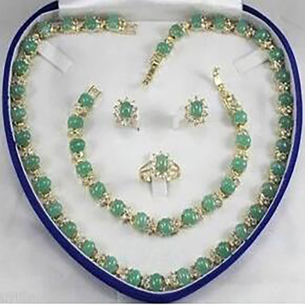 

Women's gift true really jade Earring Bracelet Necklace Ring
