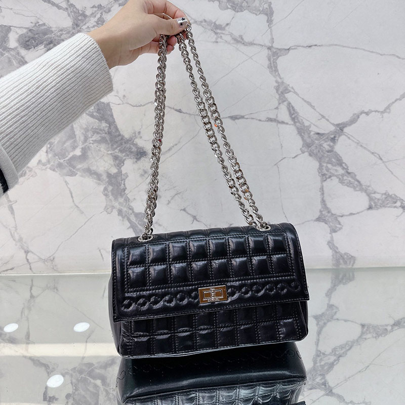 

Luxury Classic Buckle Women Designer Crossbody Bag High Capacity Trend Leather Quilted Pochette Handbags Fashion Crossbody Multi Pochettes Coin Purse Borse 24CM, Black