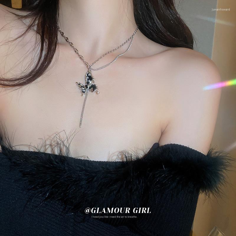 

Choker Irregular Diamond-inlaid Butterfly Necklace Personality Temperament Creative Design Sense Clavicle Chain