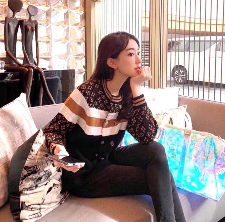 

autumn Womens Sweaters vinatge stripe women sweater Knitted designer cardigan Women's Clothing