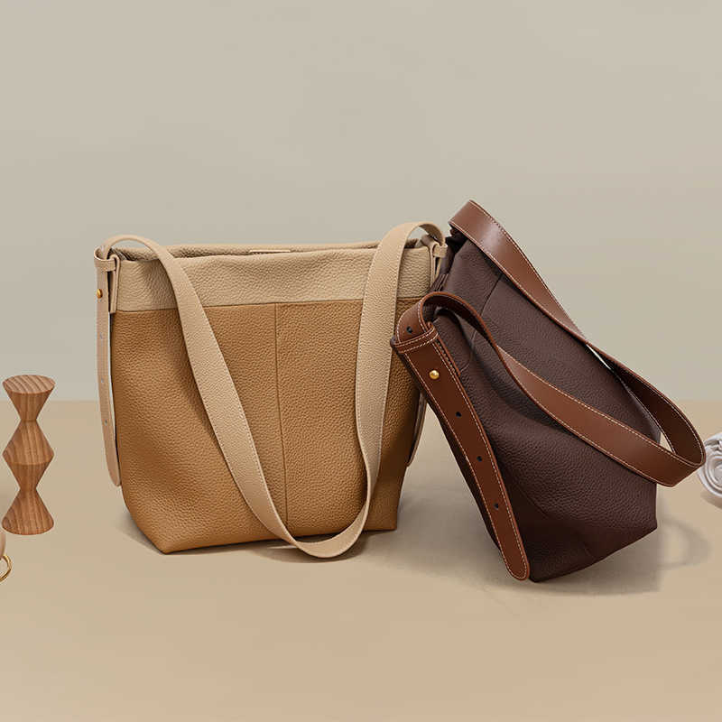 

Shoulder Bags Bag 2022 new advanced color matching bucket tote bag simple leather shoulder lychee pattern women's large capacity, Biscuit color