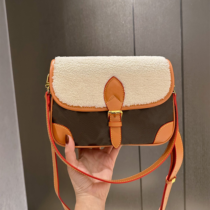 

Designer Lambswool Bags pochette purses designer woman handbag Classic Flap Messenger Envelope Large Capacity Gold Hardware Chain Cross body Shoulder cd bag