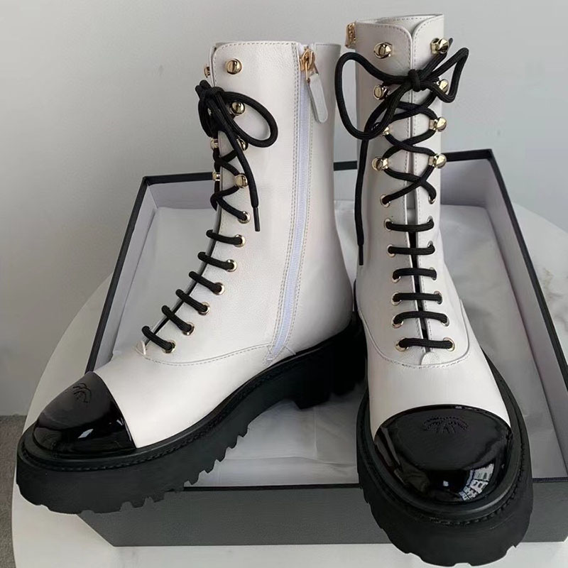 

Womens Ankle Knight Boots Calfskin Patent Leather Rivet Zippers Western Fashion Motorcycle Chelsea Boot Classic Black Round Toes Chunky Heels Platform Casual Shoe, White