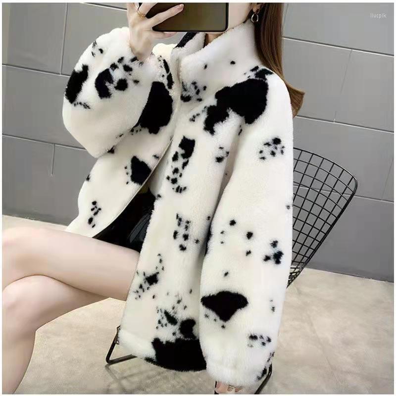 

Women' Fur Style Grain Sheep Shearling Coat Lamb Wool All-in-one Women' Mid-length