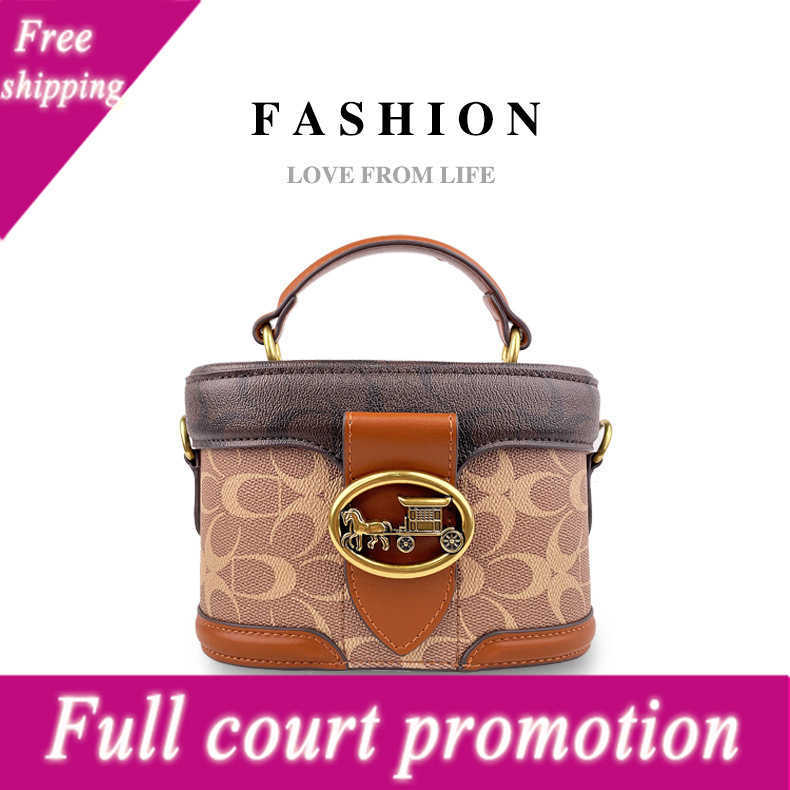 

Luxury Designer Bags Hong Kong It Senior Clamshell Box 2022 Fashionable Texture One Shoulder Diagonal Cross Hand Cosmetic, Brown4