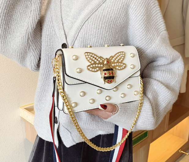 

New Retro Style Fashionable Bee Small Square Bag Women's Trendy Niche Pearl Chain Shoulder Crossbody Small Bags, Aspic