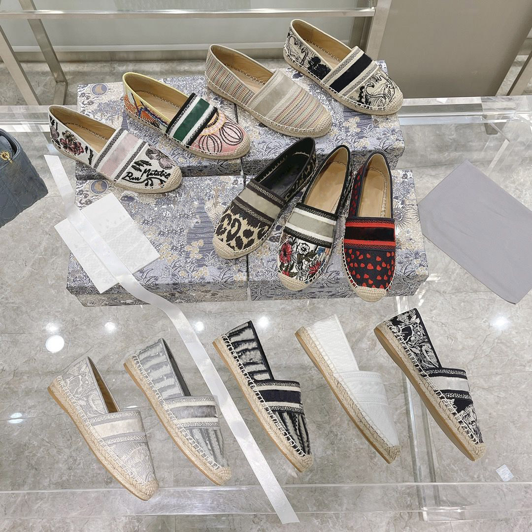 

espadrilles designer woman shoes luxe Loafers Lining leather canvas shoe embroidery size 34-42 Flats Cap Toe Luxury spring Quilting Pure hand gorgeous elegant