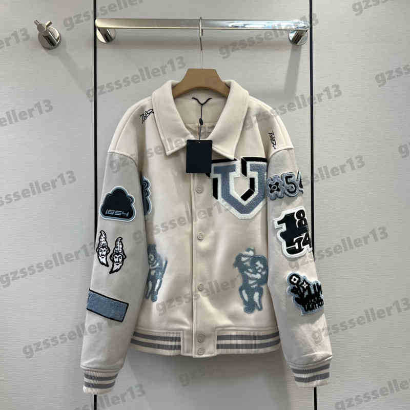

Women Jackets Luxury Designer Lou 22FW Embroidered Baseball Jacket Fashion Brand Loose Long Sleeve Sport Jacket For Womens Clothing