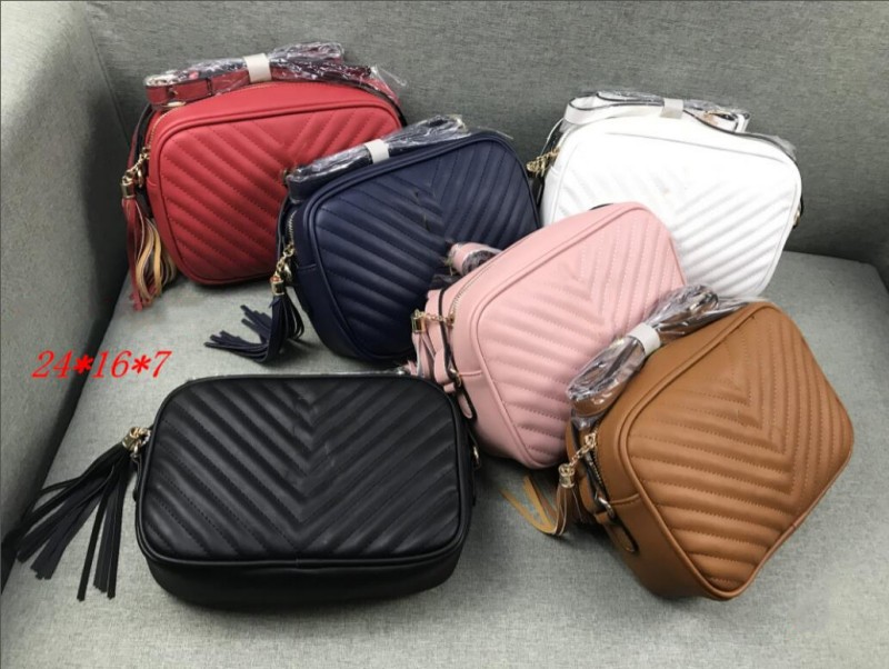 

Cute Cross Body Camera Bags luxurys Y Designers Fashion Womens CrossBody Shoulder Bag Letter Handbag Ladies purse 2021 Chains handbags Cross-Body Girl Quality, White