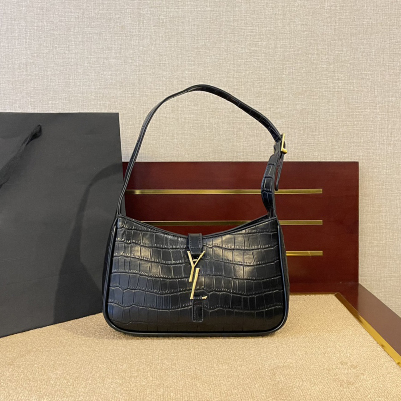 

Crocodile Hobo Bags Women Shoulder Bag New Black White LE5A7 Womens Handbag Luxurys Designers Bags Handbags Purses D2211281F