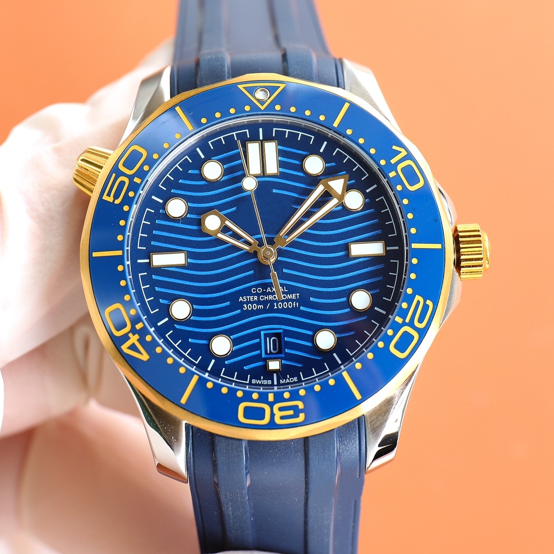 

Fashion casual men's mechanical watch diameter 42 mm dial blue ceramic ring mouth ultra high quality movement automatic winding rubber strap diving watch, Silver