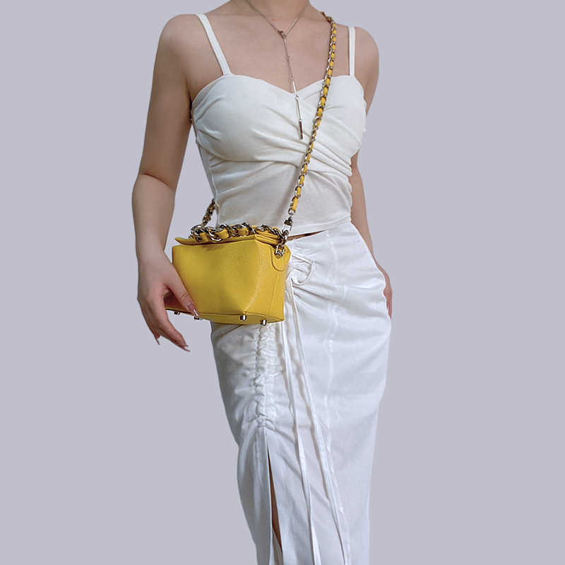

Shoulder Bags Women's 2022 New Fashion Simple Goat Leather Small Design One Crossbody Chain, Blue