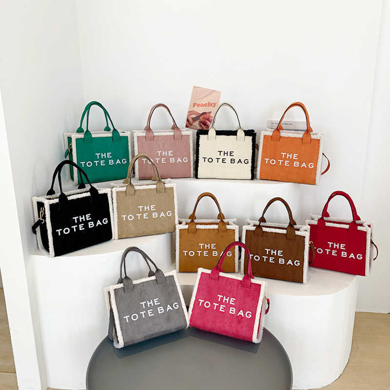 

Tote Bag Marc Large Capacity Shoulder Bags Casual designer bags womens handbags Casual Luxury Mini Hairy Messenger Crossbody Purse Y1128, Black