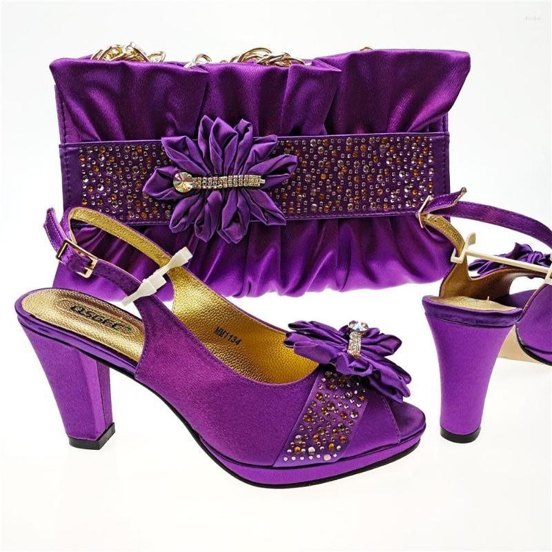 

Dress Shoes Latest Purple Color Silk Satin High Heels With The Same Pleated Bag Flower Decoration Party Ladies And Set, Photo color