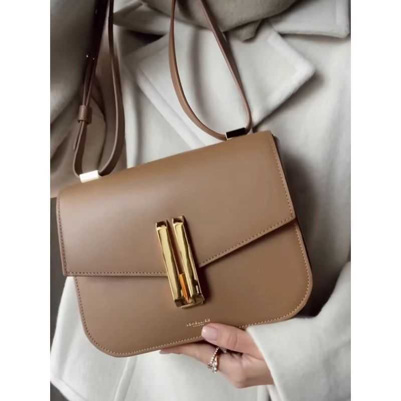 

British niche brand 2022 new Demellier bag Women's leather one shoulder cross body light luxury tofu, Taupe smooth