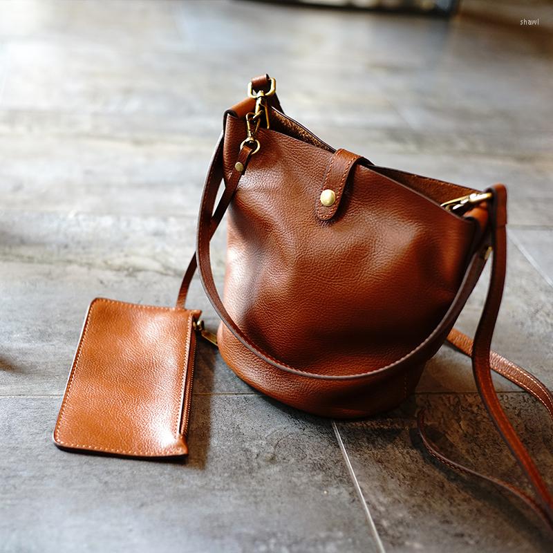 

Evening Bags Gurovi Cowhide Retro Simple Large Capacity Bucket Bag Women 2022 Shoulder Crossbody, Black