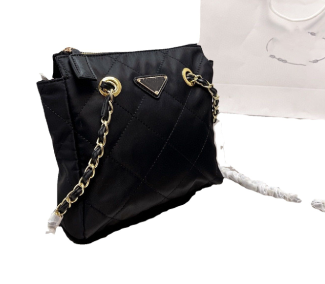 

Women's Parachute Package Classic Retro Chain Bag Diamond Quilted Stray Bags Shoulder Messenger Bag Fashion, Aspic
