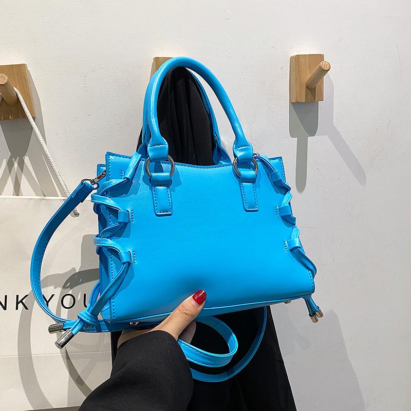 

Evening Bags PU Leather Fashion Crossbody For Women High Quality Shoulder Personality Trend Female Retro Handbags Messenger Bag, Black