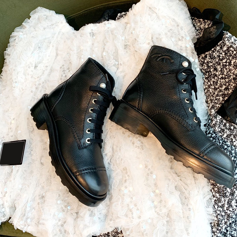 

Womens Ankle Boots Faux Pearl Lace-up Leather Classic Retro Black Chunky Heels Quilted Texture Matelasse Winter Snow Chelsea Knight Boot Outdoor Warm Casual Booties