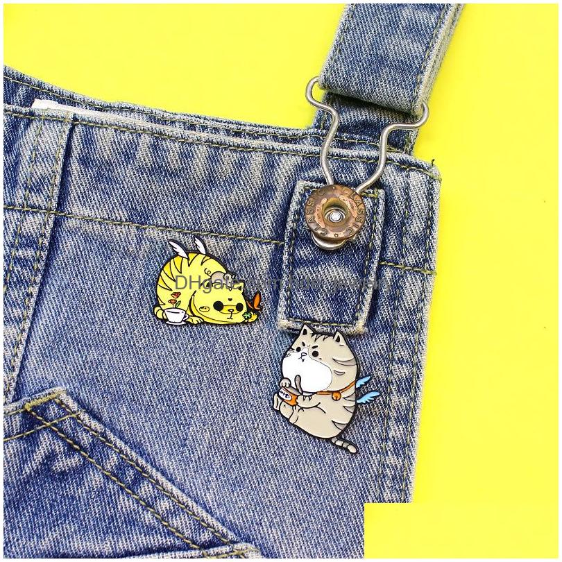 

Pins Brooches Cute Cat Eat Canned Fish Brooches For Women Mouse Enamel Paint Badges Fashion Alloy Lapel Pin Denim Shirt Small Jewel Dhocj