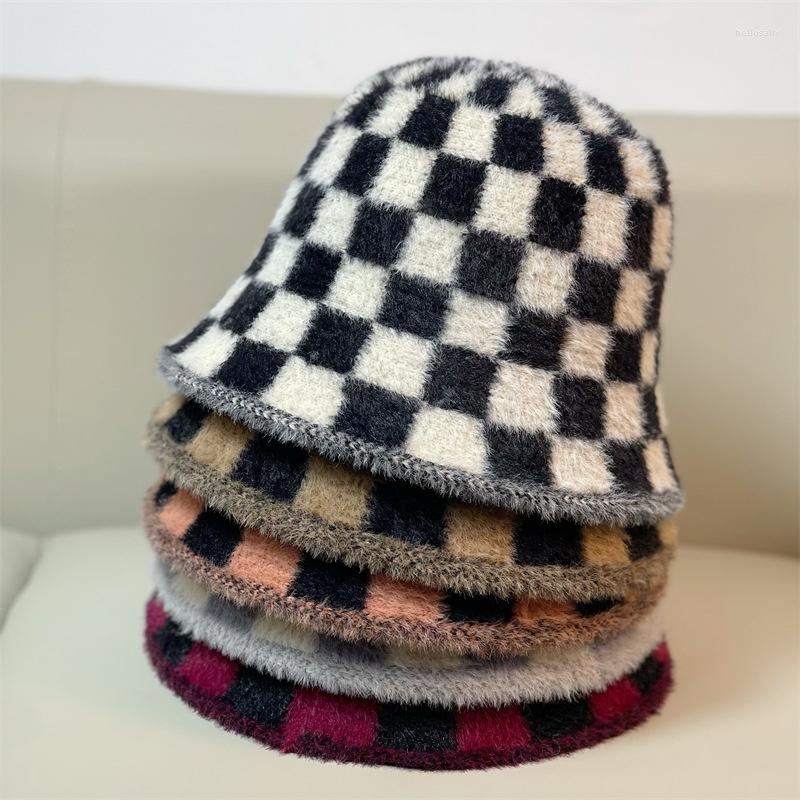 

Berets Autumn Winter Plush Fisherman Cap Female Japanese Wild Warm Bucket Hat Plaid Checkerboard Lattice Faux Hair Basin Hats, 05