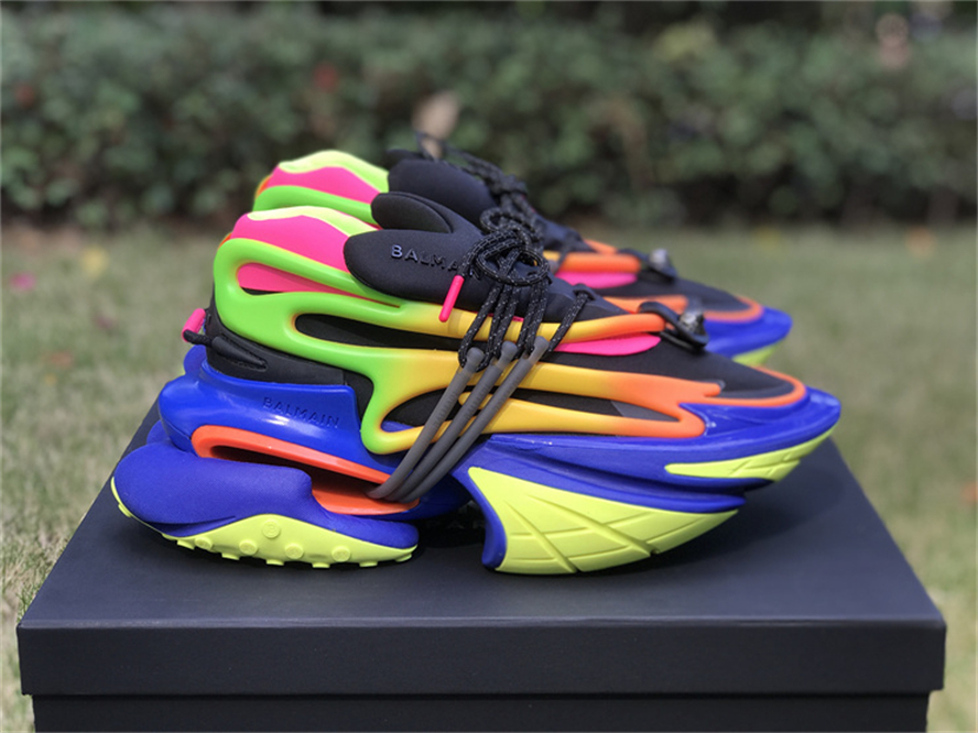 

2022 unicorn Designer Rhyton Shoes Beige Men Trainers Vintage Chaussures Ladies Shoe Fashion Sneakers Wave Mouth Men's Women Sneaker With Box 35-46