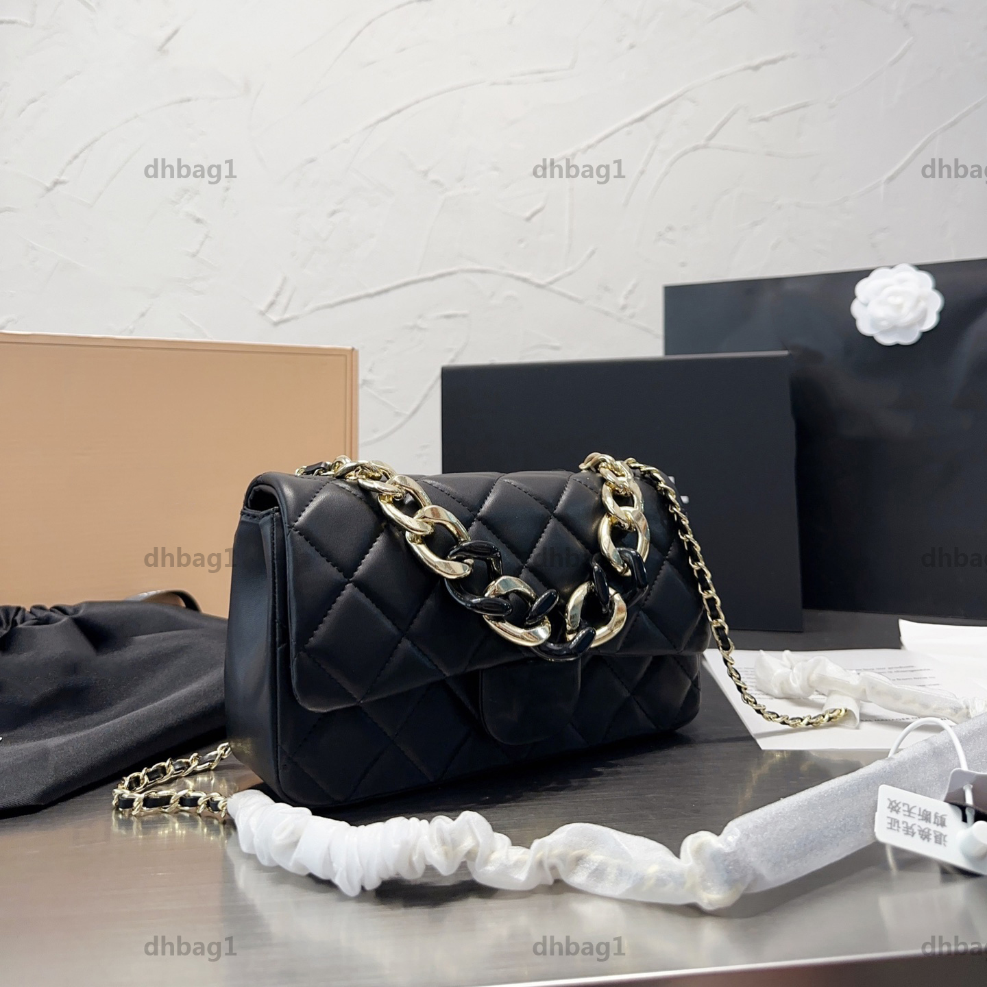 

22c Spring Summer One Shoulder Crossbody Bag Thick Chain Handle Flap Handbag Genuine Leather Classical Luxury Diamond Lattice Pouch Hardware Sacohe Tote Bags 21cm, Black