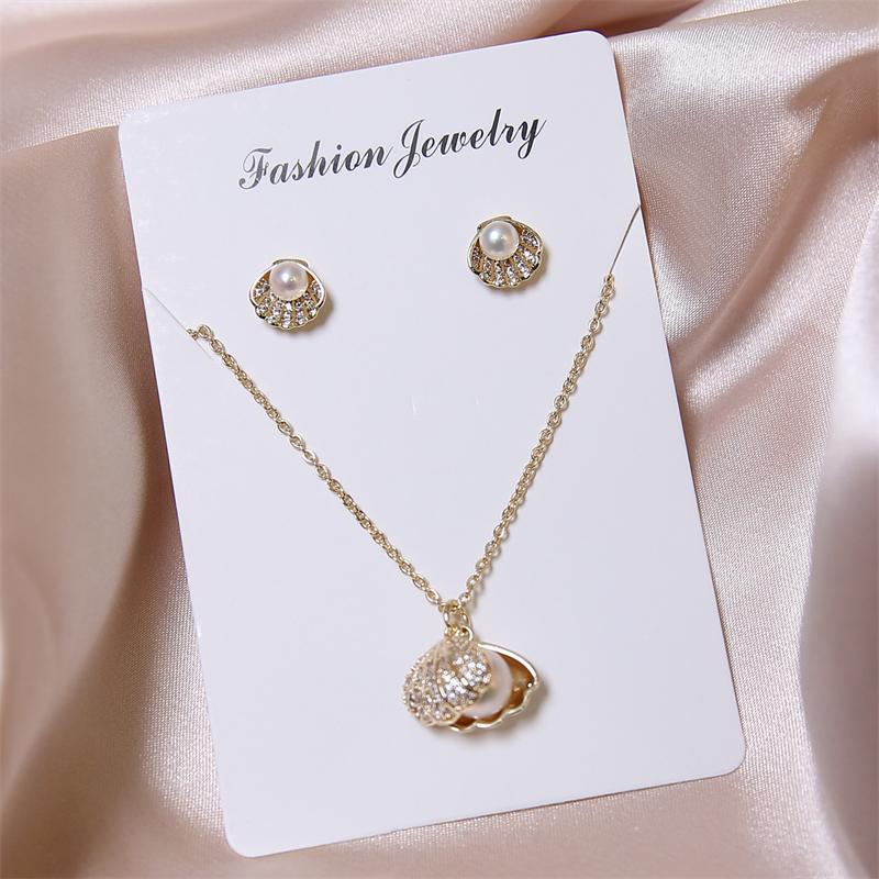 

Necklace Earrings Set WeSparking EMO And Shell Shape Pendant Stud Jewelry For Women, Picture shown