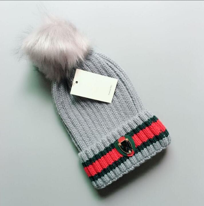 

Designer Winter Knitted Beanie Woolen Hat Women Chunky Knit Thick Warm faux fur Beanies Hats Female Bonnet Beanie Caps, Grey