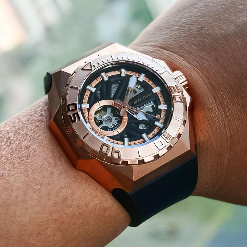 

Wristwatches Reef Tiger/RT Men Sports Watches Dive Rose Gold Skeleton For Automatic Mechanical Rubber Watch Accessories RGA6903-S, Rga6903-s-ybbr