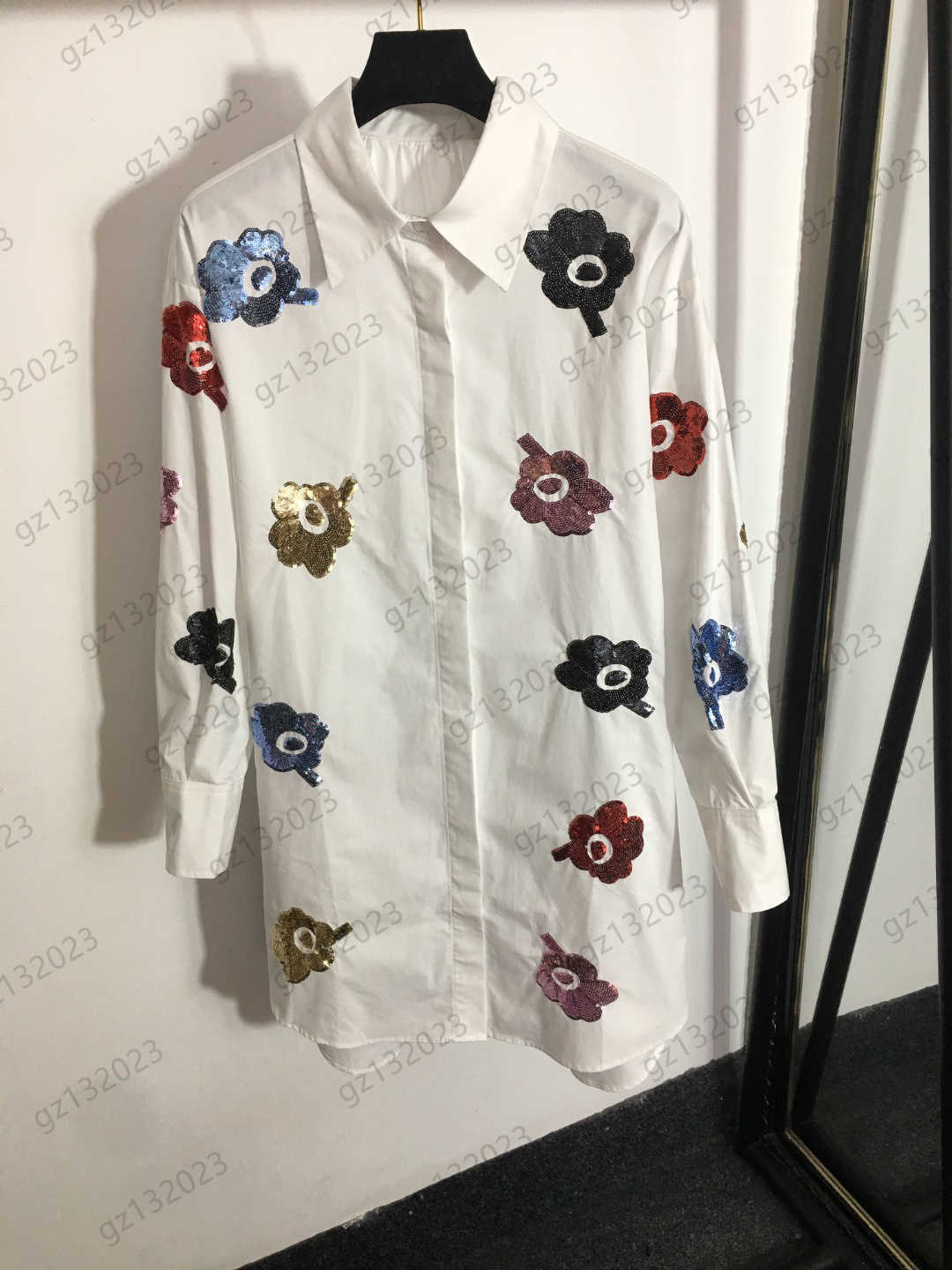 

Casual Dresses Womens Sequin Floral Embroidered Long Sleeve Maxiskit Lapel Buttons Medium Length Style Dress Pure Cotton Texture Comfortable Joker Women Clothing