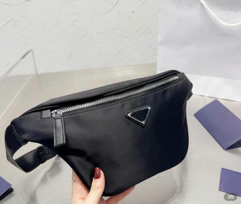 

Fashion Women and mens Re-Edition 2005 Nylon bumbag Designer zipper waist Bag sport bum Shoulder bag wallet purse, Black