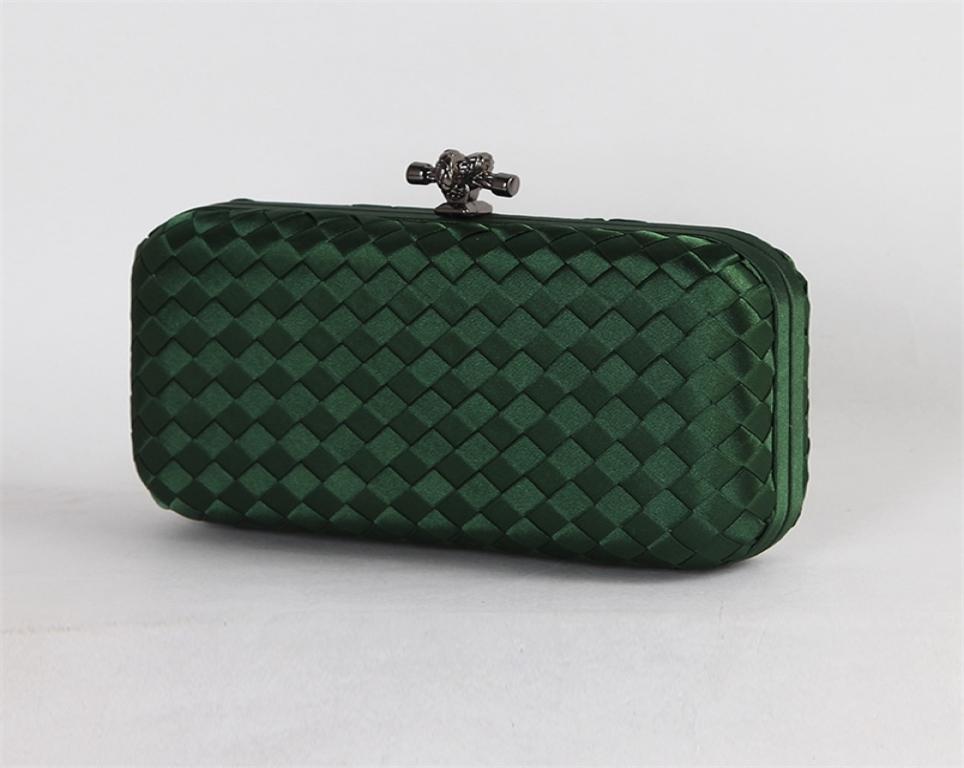 

Retro Handmade Small Woven Clutch Banquet Handbag Lady Womens Silk Flap Chain het Hand Bag Dinner Party 2206279026029, Dark grey